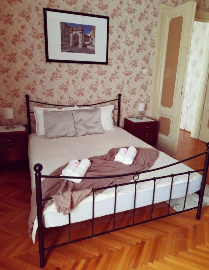 App Obrovac In The Centre - With Amazing Sea View! Pula Exterior foto